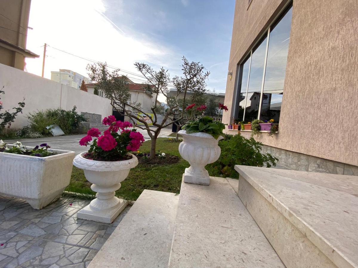 Villa Dedej Durrës Exteriér fotografie