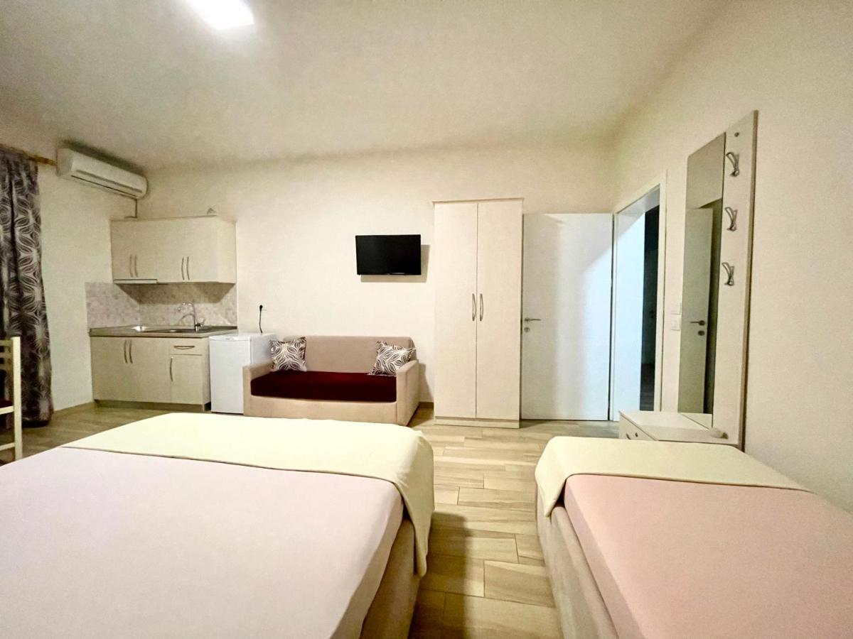 Villa Dedej Durrës Exteriér fotografie